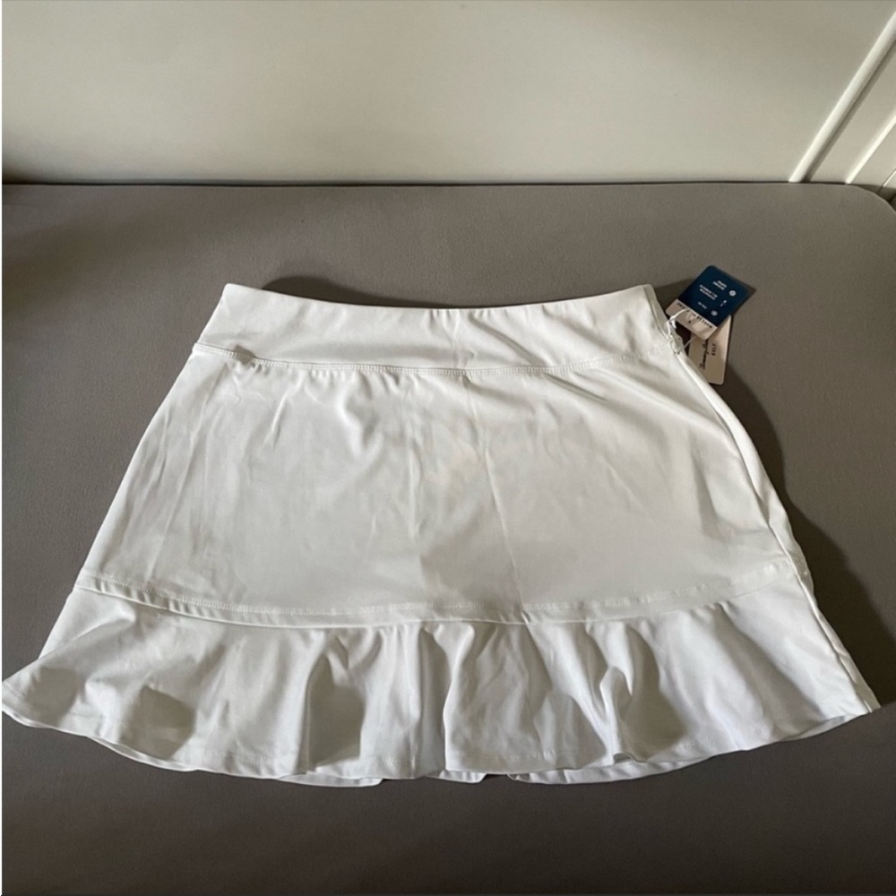 TOMMY BAHAMA GOLF SKIRT WITH UNDERSHORTS